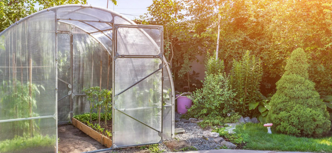 polikarbonāta siltumnīca