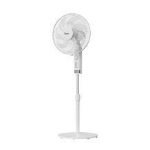 Statīva ventilators ar 40 cm diametru 3 ātruma režīmiem oscilāciju un 50 W jaudu balts FS40-23MT (WH) Midea