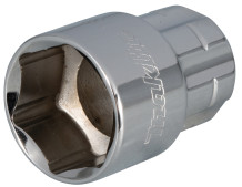 Pass Thru muciņa 18mm