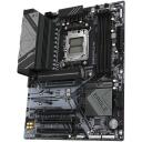 Gigabyte B650 EAGLE AX 1.2, AMD Socket AM5, 12+2+2 фазы VRM, 4*DIMM DDR5 до 7600MHz, 1*PCIe 5.0 + 2*PCIe 4.0 M.2, GbE LAN