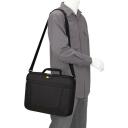 Case Logic Messenger - Kott VNCI215, 15.6'', must, pol&uuml;ester, pehme polsterdatud &otilde;larihm, eemaldatav rihm, v&auml;line lukuga tasku