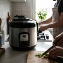 Mesko Riisipott MS 6411, 1000 W, 1.5 L, Must/Roostevaba teras, Soojuse hoidmise funktsioon, Eemaldatav kauss, Lusikas kaasas