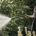 Ūdens izsmidzinātājs ar ergonomisku rokturi, FISKARS, 1065489, 64 cm, maināms uzgalis, universāls izmērs