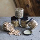 Juodas dangtelis Ø66/4 BROWIN 136016, 4 kabliukai, 10 vnt.