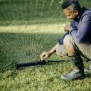 Komforta zāliena laistītājs 325 m&sup2;, FISKARS, 1070833, regulējams, metāla pamatne, universāls savienotājs