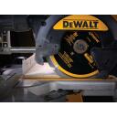 Dewalt Ripzāģis DT1473-QZ 216mm 30mm 8T PCD Multi Materiāliem, 7000 rpm, 12&deg; Zobu leņķis, 2mm Kerf, FTG, Antivibrācijas sloti