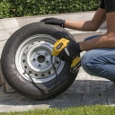 Pumpis 18V ar akumulatoru un lādētāju, POWERPLUS, POWX1700, 1.5Ah, 8 bar, 35 l/min, 3 adapteri