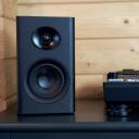 Laudberg XS1B grāmatu plaukta skaļruņi, 80W, melna, 4 collu zemfrekvences, 1 collu augstfrekvences, Bluetooth 5.3, RCA, USB DAC