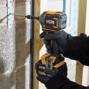 JCB JCB-18PID-230 Professional 18V be&scaron;epetėlinis smūginis suktuvas sunkiems sukimo darbams 230Nm 1/4colio hex greito keitimo griebtuvas 4+1 režimai