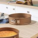 Russell Hobbs kūku forma RH03791G, 16cm/20cm/24cm, oglekļa tērauds, zelta, nepiedego&scaron;s, 220&deg;C