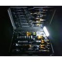 Jaudas banka '8', BasicNature, R180866, 8000 mAh, 3 USB izejas, LED displejs, izturīgs korpuss