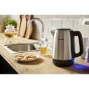 Philips virdulys HD9350/90, galia 2200 W, talpa 1.7 L, nerūdijantis plienas, bevielis, filtravimas, 360&deg; sukamoji bazė
