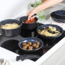 Russell Hobbs Pannu komplekts RH03321EU7, 20cm, 24cm, 28cm, 16cm, 18cm, 20cm, tum&scaron;i zils, alumīnijs, noņemami rokturi