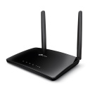 Wi-Fi mar&scaron;rutizatorius AC1200 4G LTE dviejų dažnių su SIM palaikymu Archer MR402 802.11ac 300 Mbps (2.4 GHz) 867 Mbps (5 GHz) 3&times;10/100 LAN 1&times;10/100 LAN WAN Nano SIM 2 nuimamos antenos Juodas TP-Link