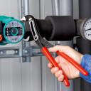 KNIPEX Alligator&reg; 8805300, 9 pozīciju regulējamas ūdens sūknē&scaron;anas knaibles, augsta izturība un komforts