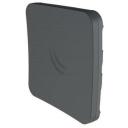 Mikrotik Антенна MTAO-LTE-5D-SQ 5 дБи, 2.7 ГГц, 129 x 129 x 34 мм, 0.25 кг