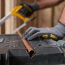 Stanley 52L Mobilā Darba Kaste STST33090-1, 52l, 40kg, IP43, noņemama kaste, V-groove, teksturēta rokturis, 7 collu riteņi