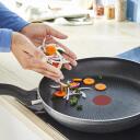 Tefal So'Light pann H0560842, 32cm, sobiv induktsioonpliidile, hall, fikseeritud k&auml;epide, mittenakkuv kate