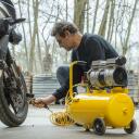 Oro kompresorius be alyvos 750W, POWERPLUS, POWX17260S, Galia: 750 W, Slėgis: 8 bar, Oro srautas: 120 l/min, Talpa: 24 L