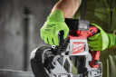 PRETSAGRIE&Scaron;ANĀS AIZSARDZĪBAS E KLASES ATSTAROJO&Scaron;I CIMDI, HI-VIS CUT E GLOVES -9/L -1PC, 4932479933 MILWAUKEE