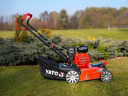 Bensiinimootoriga muruaeraator YATO YT-85570 2in1, töölaius 38 cm, võimsus 4,1 kW, skarifikatsioon ja õhutus