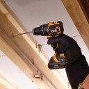 JCB JCB-18PCD-75-5 Professional 18V компактная бесщеточная дрель-шуруповерт для сверления и закручивания 75Нм патрон 13мм 2x5.0Ач аккумуляторы зарядное устройство 4.5А