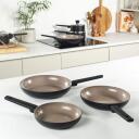 Salter Cep&scaron;anas panna BW12872EU7, 28cm, 100% pārstrādāts alumīnijs, nepiedego&scaron;s pārklājums, piemērota indukcijai