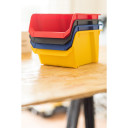 Uzglabā&scaron;anas kaste ESSENTIALS 3, sarkana STST82739-1 Stanley