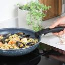 Russell Hobbs cep&scaron;anas panna komplekts RH03293EU7, 20cm, 24cm, 28cm, noņemams rokturis, krēslas akmens, zilā marmora pārklājums