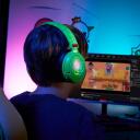 Subsonic Bezvadu spēļu austiņas SA5730-BS1, Zaļ&scaron;, Bezvadu, 15h, RGB LED, Iebūvēts mikrofons, Pasīvā trok&scaron;ņu slāpē&scaron;ana