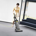 Vertikaalne harjatolmuimeja CV 48/2 Adv KARCHER 1.057-329.0 850W 48cm 220-240V
