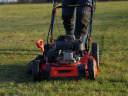 Benzininė savaeigė vejapjovė, net 56 cm pločio, 224cc variklis, 4,5 kW; 4 in 1 funkcijos, 8 padėtys YT-85537, YATO