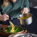 Nerūsējo&scaron;ā tērauda katls, FISKARS, 1064750, 14 cm, 1.5 l, ilgtspējīgs dizains