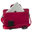 Rivacase Kott 8630RED, 15.6", 700g, veekindel pol&uuml;ester, 2 v&auml;list taskut, reguleeritav &otilde;larihm