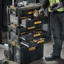 Dewalt T&ouml;&ouml;riistakast DWST08330-1, 3 sahtlit, 25 l, 320 mm k&otilde;rgus, 554 mm pikkus, 19.8 kg kandev&otilde;ime, metallhinged