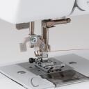 Brother &Scaron;ujma&scaron;īna CS10S, 42W, 6.2kg, horizontāla atspole, LCD ekrāns, 40 &scaron;uvju, 6 automātiskās cilpas, 750 apgr./min