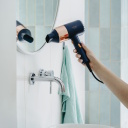 Matu fēns ar 1800 W jaudu un 3 temperatūras režīmiem zils zelta AD2280 Adler