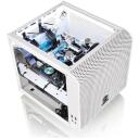 Thermaltake PC korpus Core V1 MiniITX Window - Snow Edition CA-1B8-00S6WN-01, 20cm ventilaator, valge, 2x USB 3.0, 4 ketta pesa