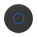 Wi Fi 7 prieigos ta&scaron;kas trijų dažnių juostų 802.11be 8 erdviniai srautai iki ~15 Gb s pralaidumas 500+ įrenginių 10 GbE PoE++ RJ45 UniFi U7 PRO XGS B Juodas Ubiquiti