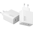 Itin galingas universalus įkroviklis mobiliesiems įrenginiams ir nešiojamiesiems kompiuteriams su USB-A ir dviem USB-C jungtimis Type-G baltas BHR087MEU Xiaomi